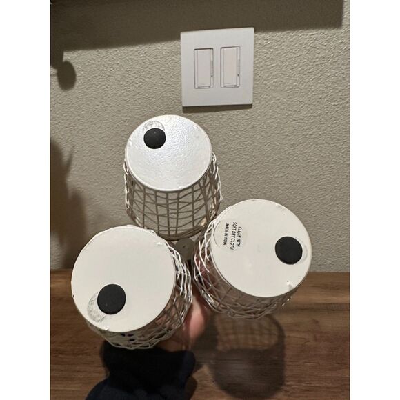 Home Decor Bundle (Basket, Pillow Covers & Accessory Holder) - Picture 3 of 11